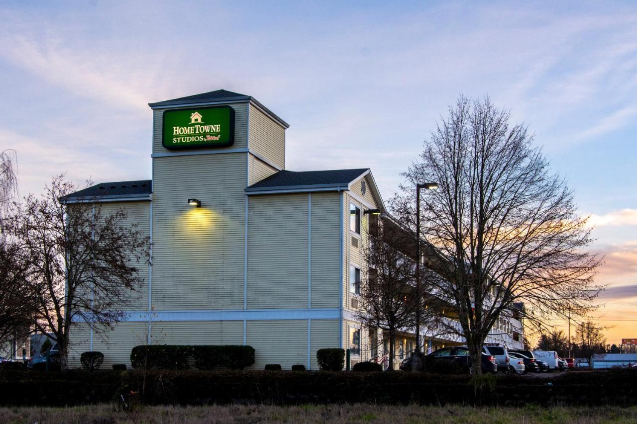 Hometowne Studios By Red Roof Salem, Or Экстерьер фото