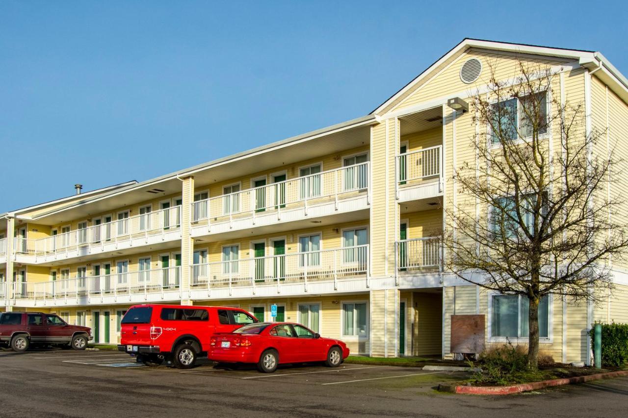 Hometowne Studios By Red Roof Salem, Or Экстерьер фото